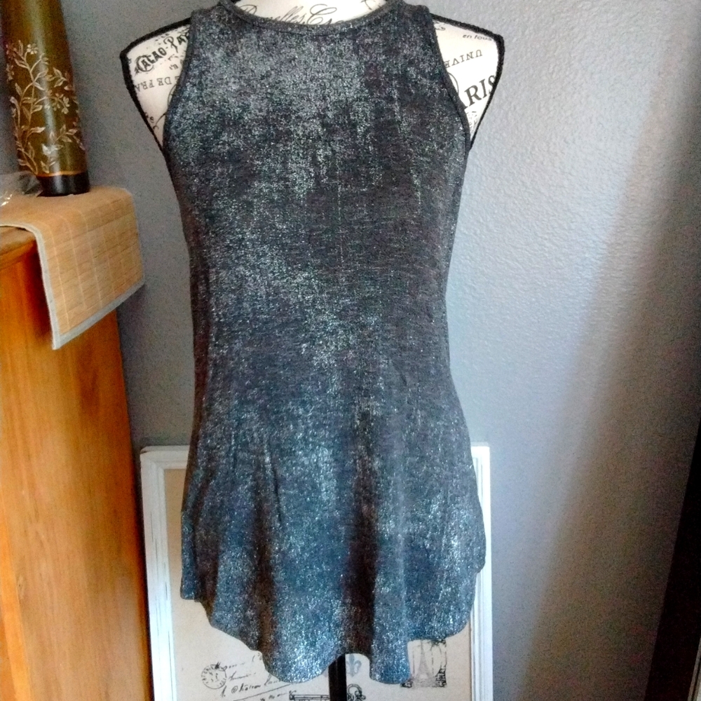Mossimo Tank top GUC